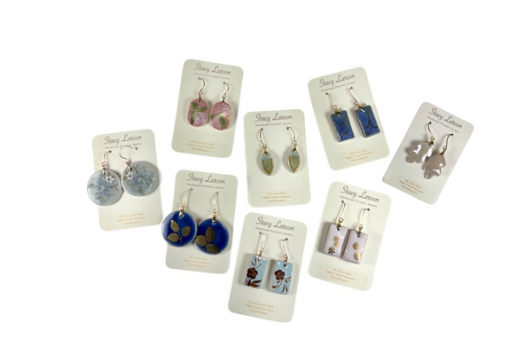 Earrings w/ luster/decal