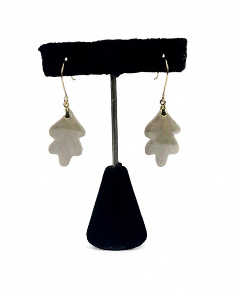 Earrings w/ luster/decal