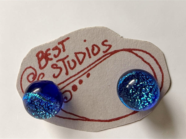 Studs, Sm