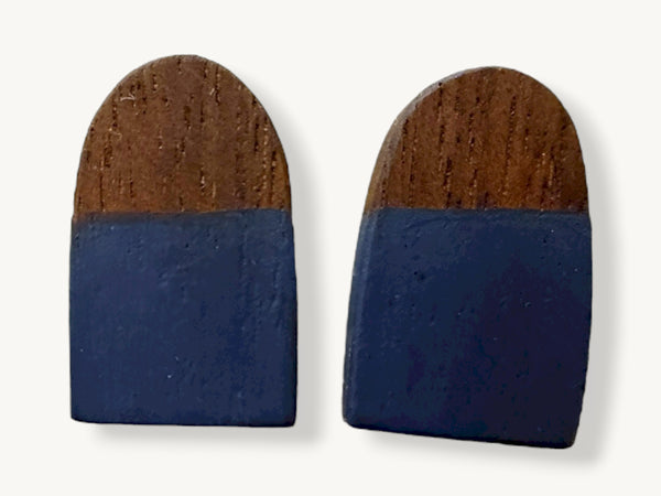 Small Arch Stud Earrings - Dark Stain