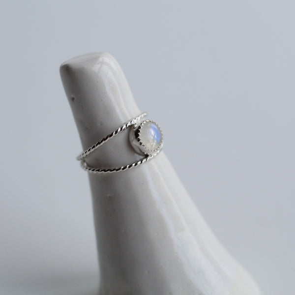Double Shank Ring