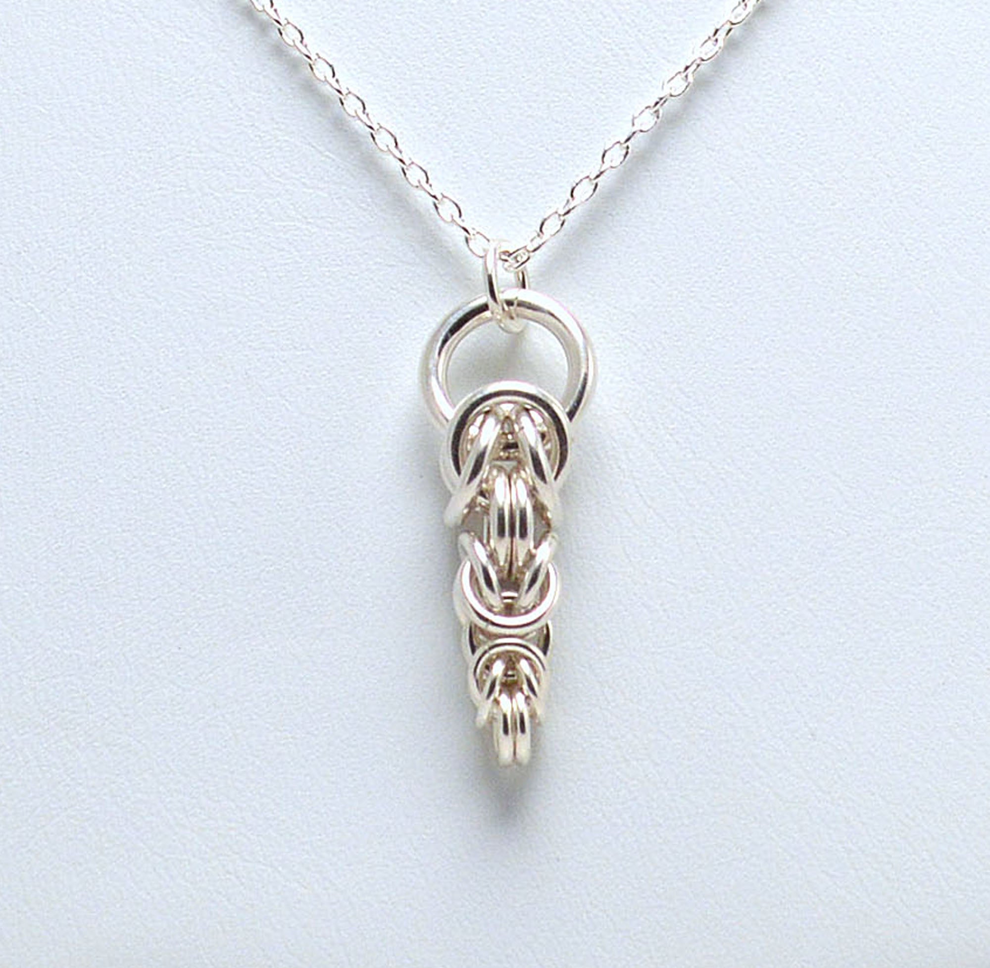 Byzantine Taper necklace in Sterling Silver (18")