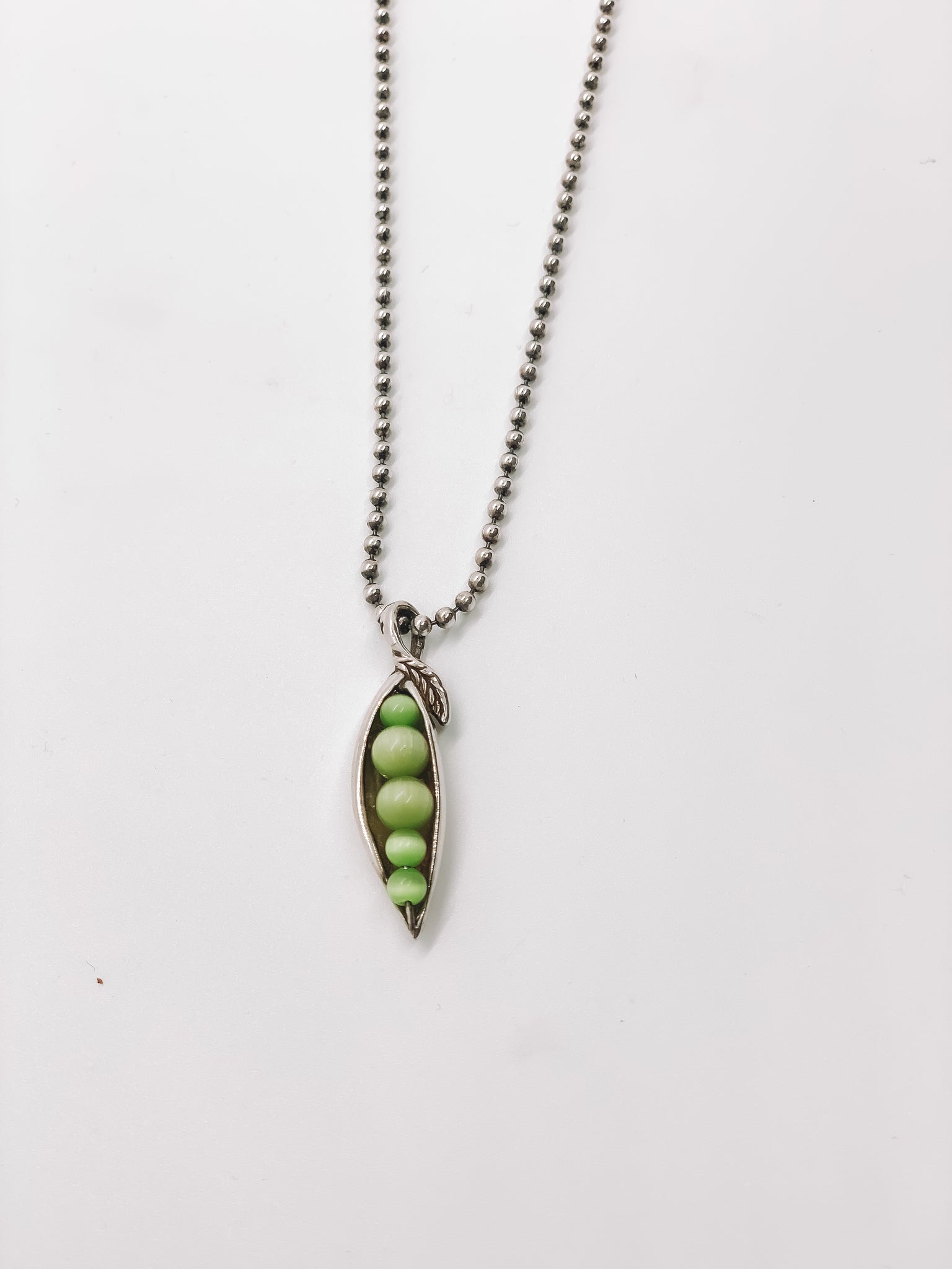 Peas in a Pod Pendant and chain