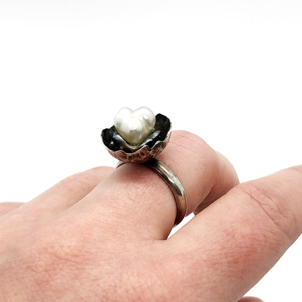 Nested Keshi Pearl Ring